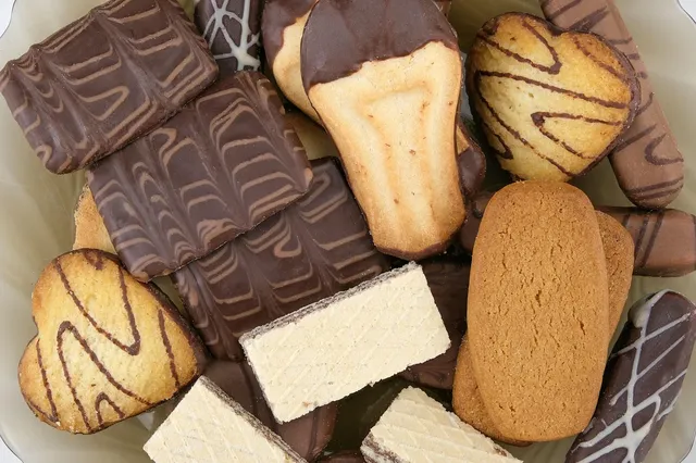 ginger biscuit bar
