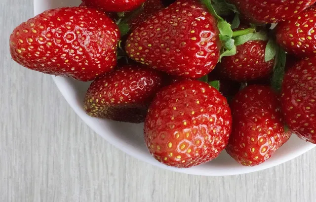 strawberry mint collagen water